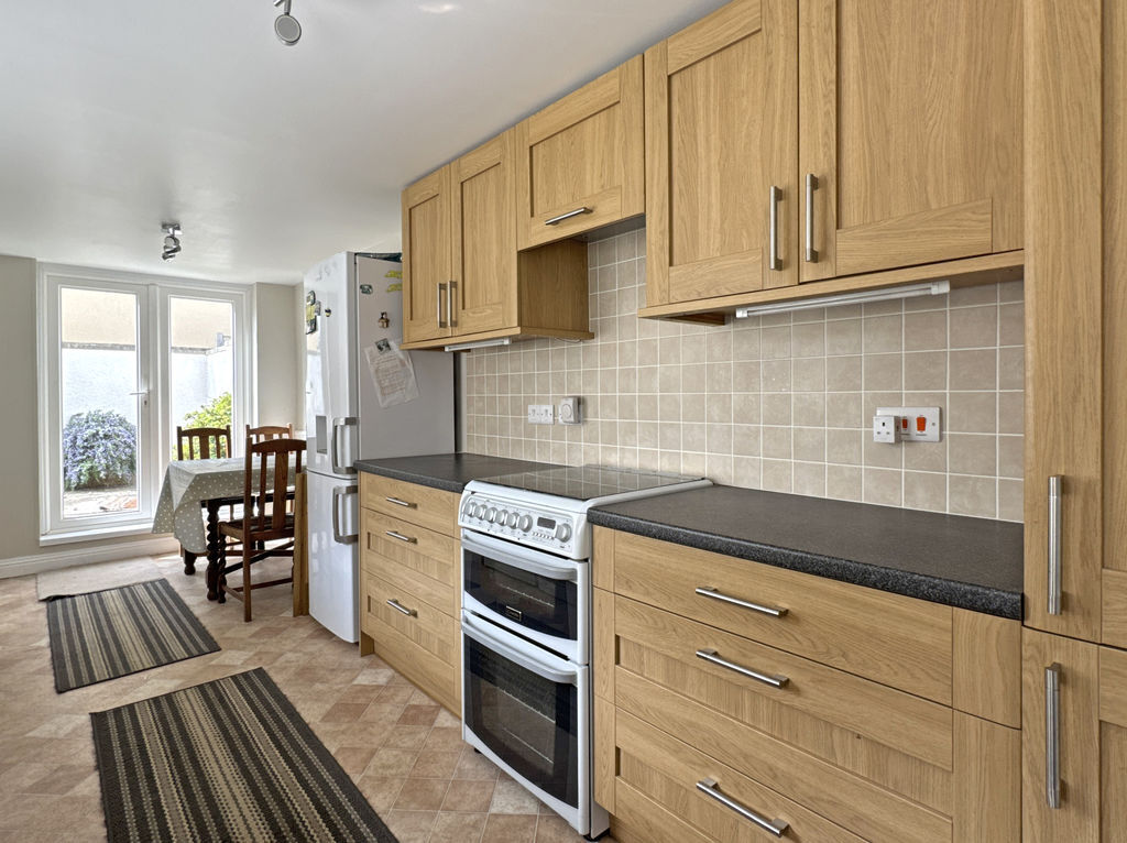 Lawn Vista, Sidmouth Image 6