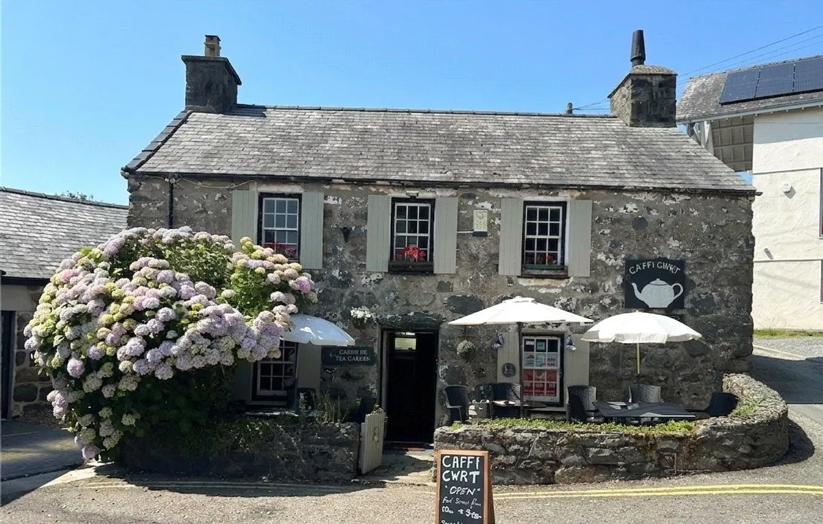 Criccieth, Gwynedd, LL52