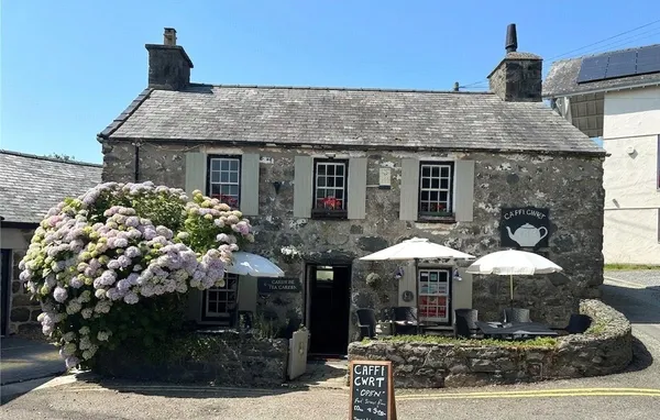 Criccieth, Gwynedd, LL52