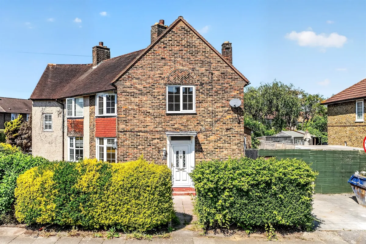 Furness Road, Morden