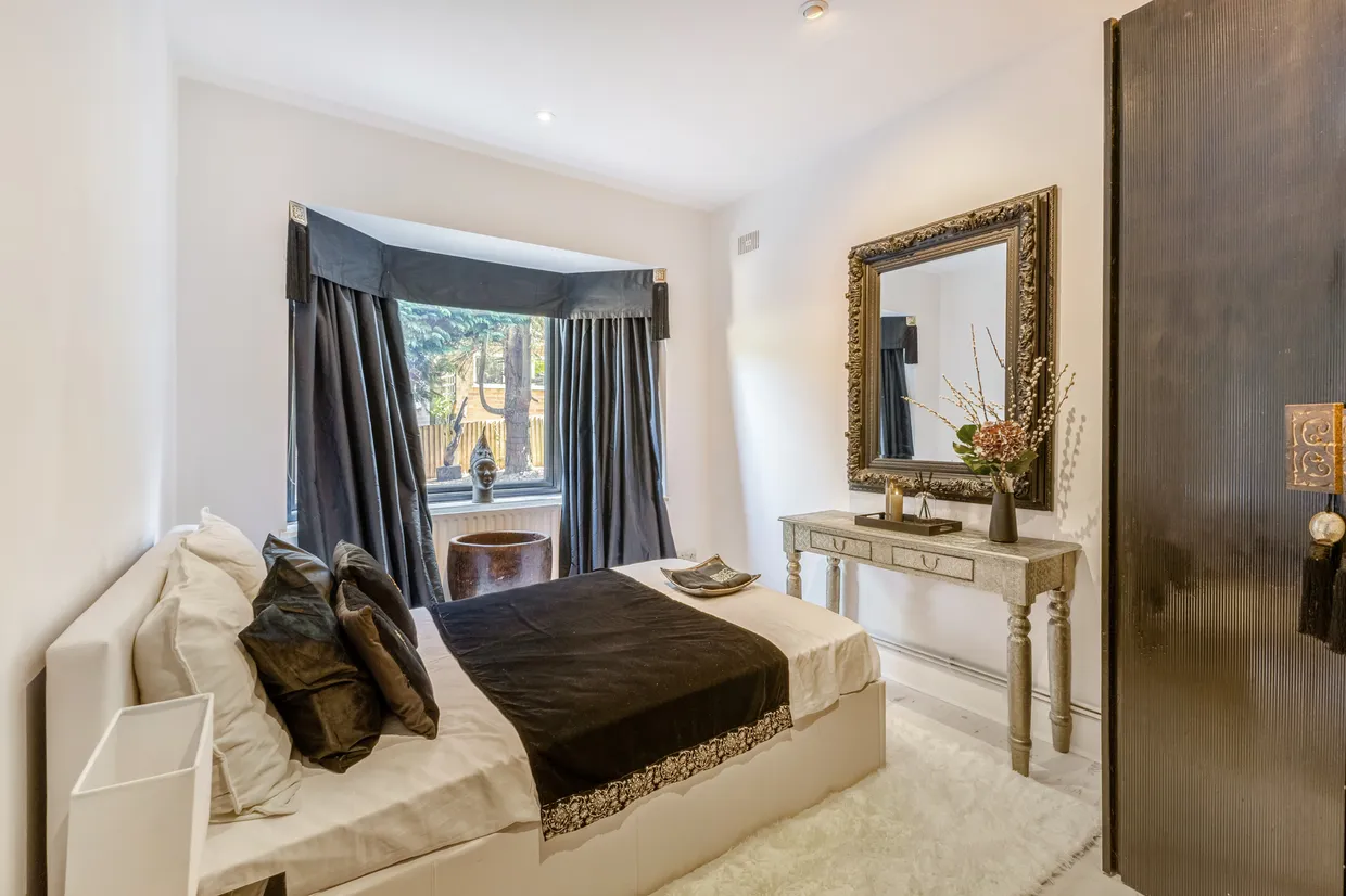Oaks Way, Kenley, CR8 photo 18