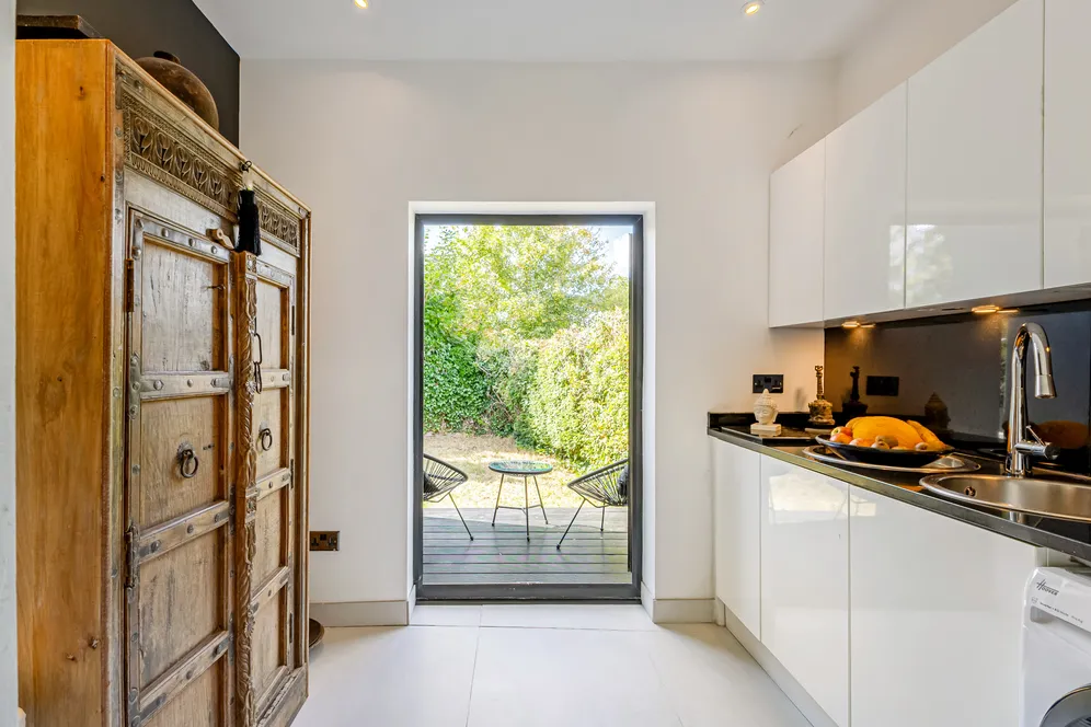 Oaks Way, Kenley, CR8 photo 21