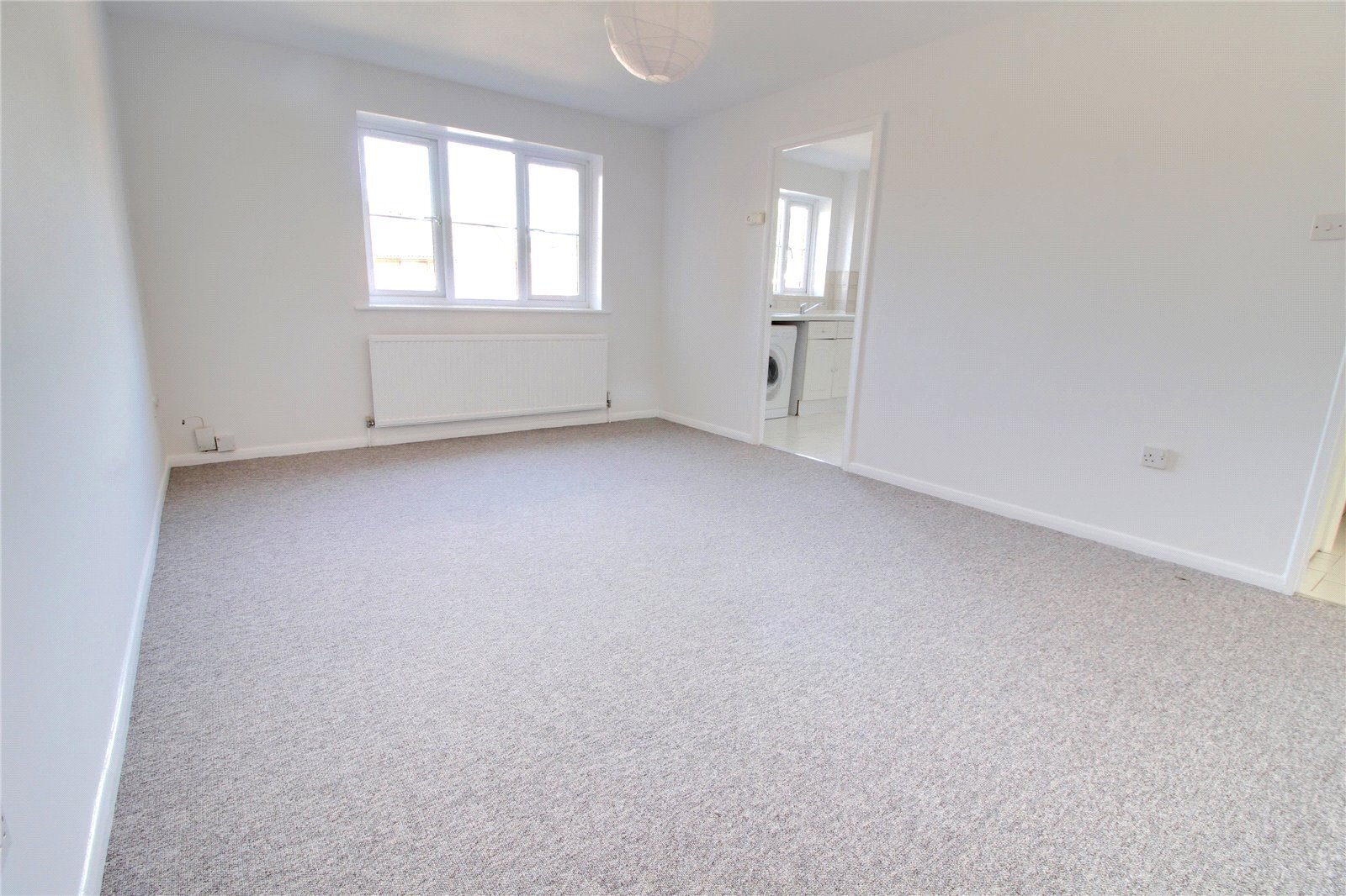 Gladbeck Way, Enfield, Middlesex, EN2 Image 3