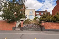 Weedon Road, NORTHAMPTON