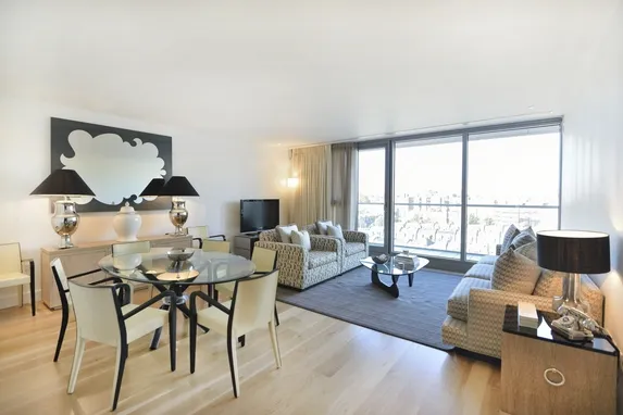 The Knightsbridge SW7