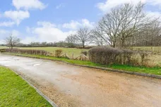 Dewlands Hill Crowborough TN6 photo 2