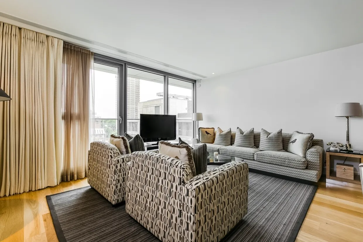 The Knightsbridge SW7 photo 3