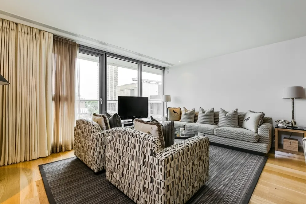 The Knightsbridge SW7 photo 3