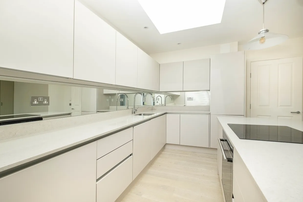 South Park Road London SW19 photo 3
