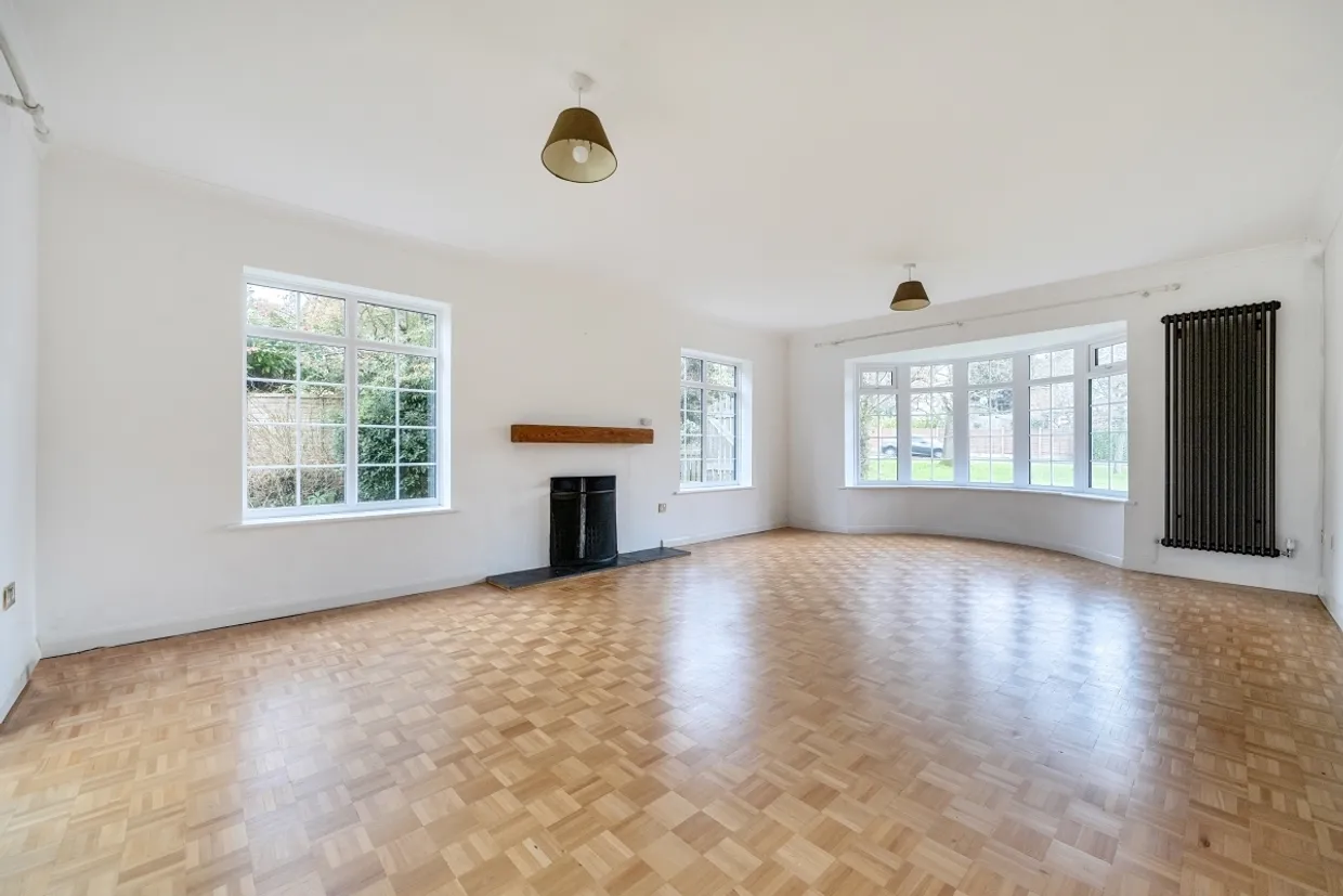 Yardley Close, Reigate, RH2 photo 4