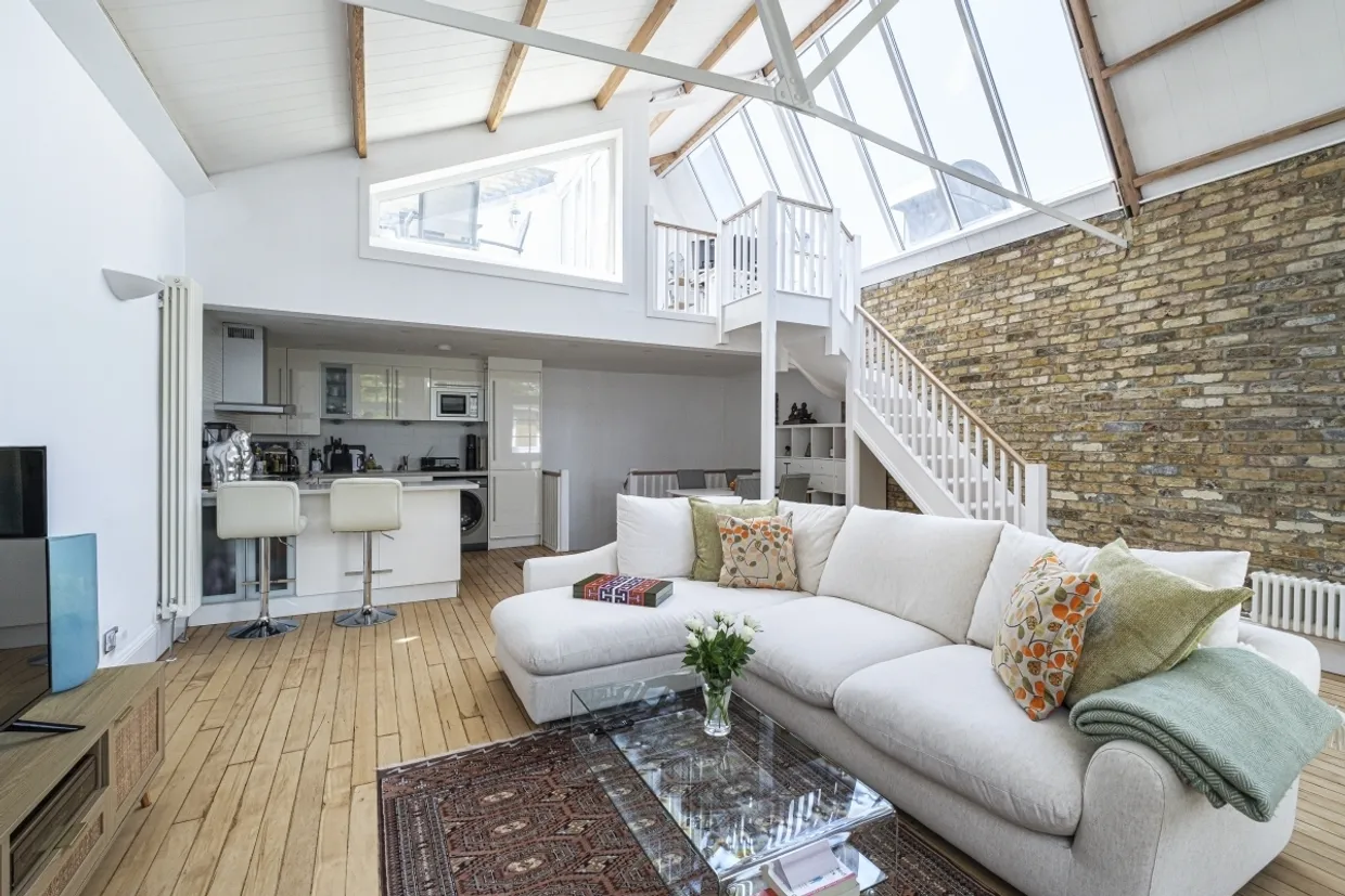 Welmar Mews London SW4 photo 4