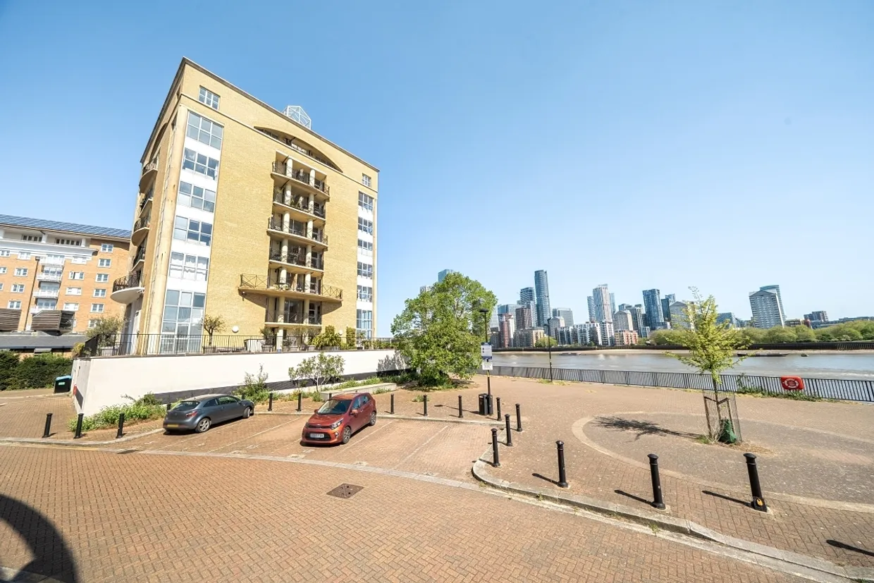 King Frederick Ninth Tower, Rotherhithe, SE16 photo 9