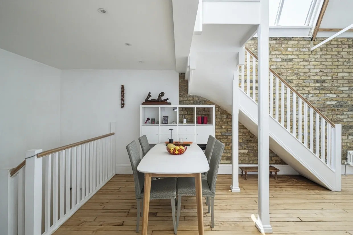 Welmar Mews London SW4 photo 7