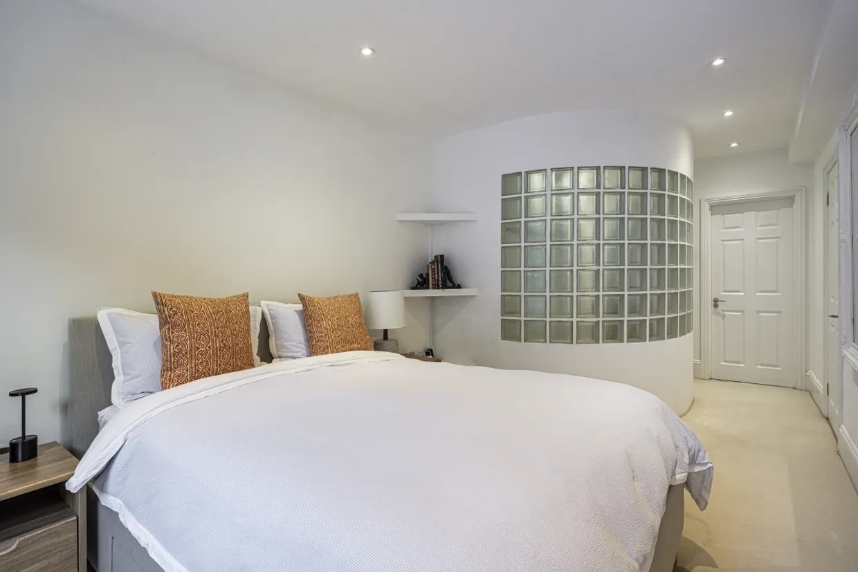 Welmar Mews London SW4 photo 9