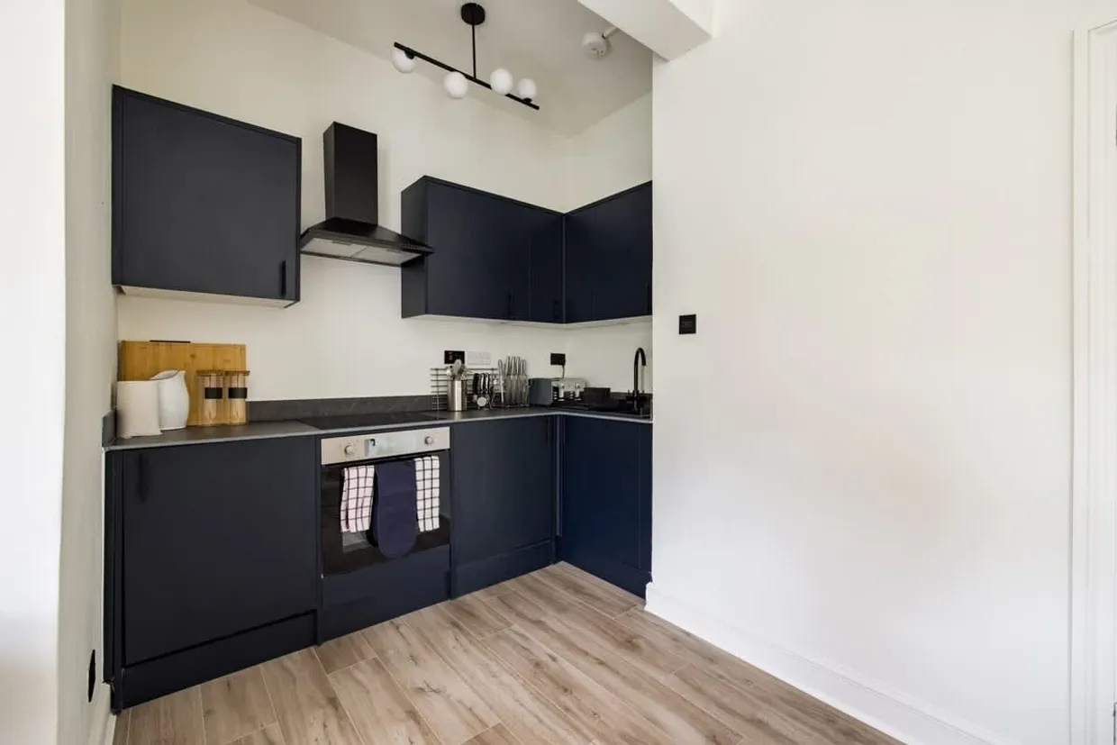 25 Longridge Road London SW5 photo 13