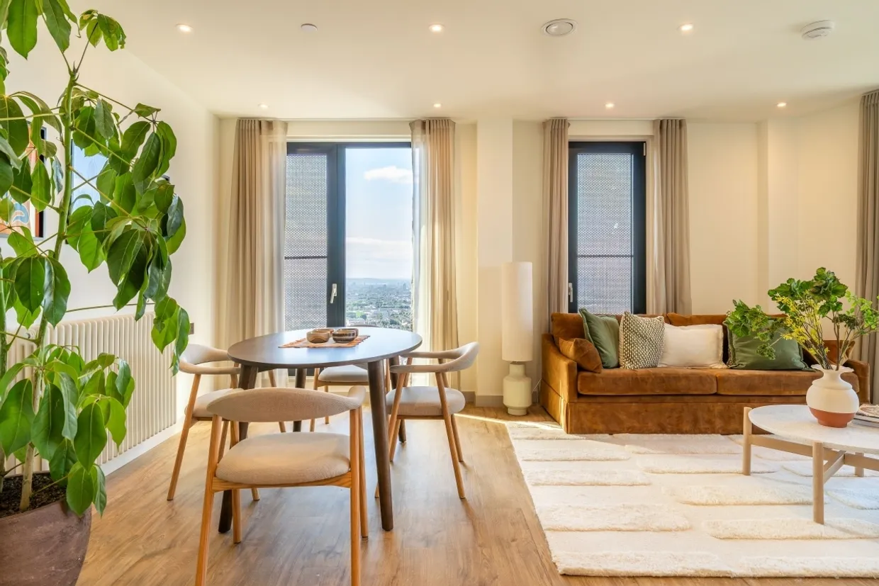The Eades, 11 Selborne Road London E17 photo 4
