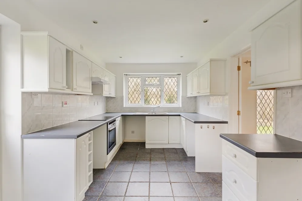 Dewlands Hill Crowborough TN6 photo 11
