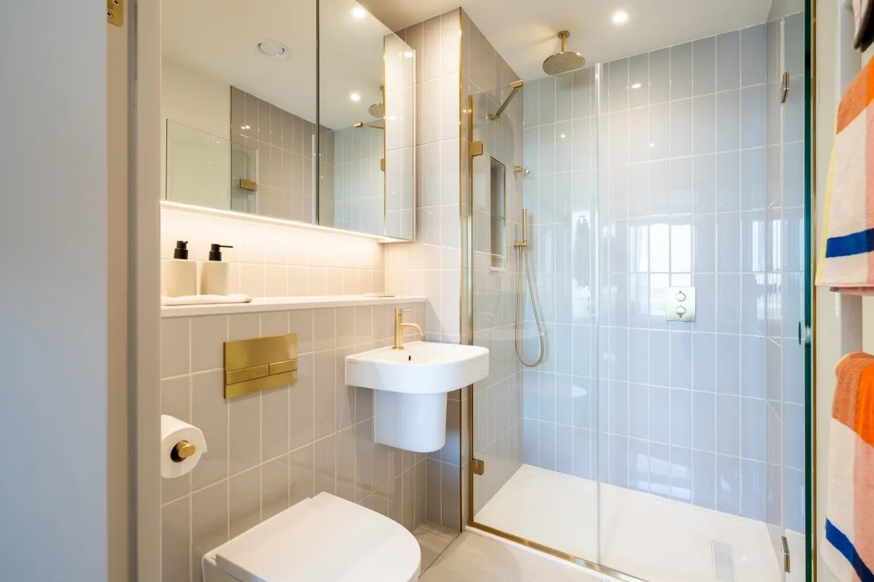 The Eades, 11 Selborne Road London E17 photo 5