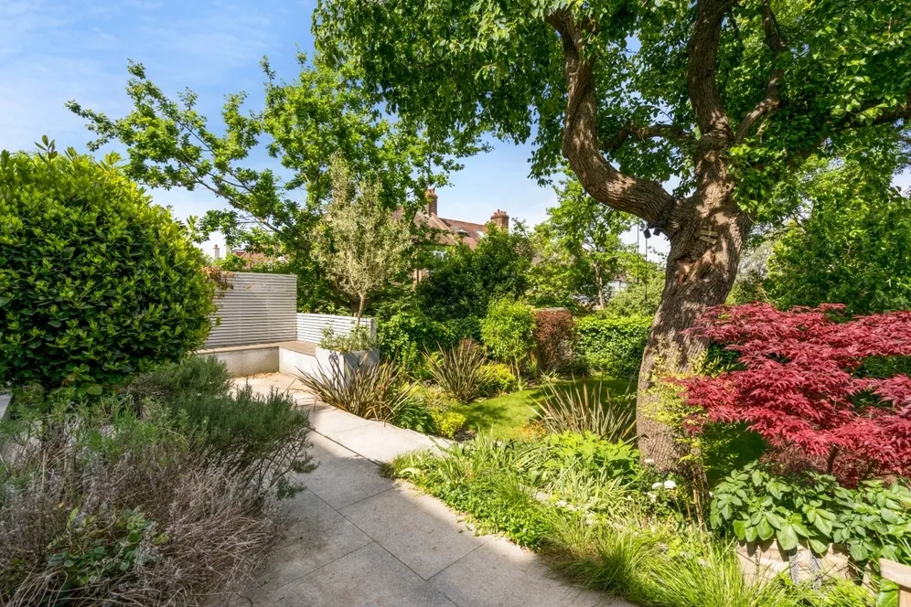 Vallance Road London N22 photo 12