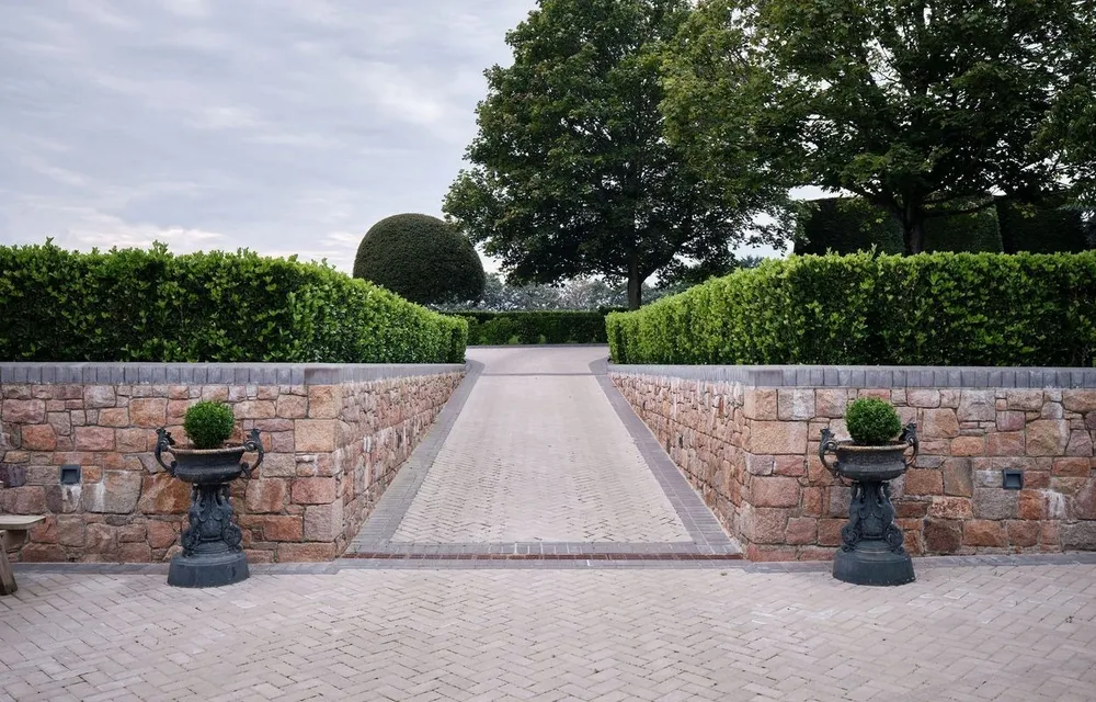 Sunningdale Manor
