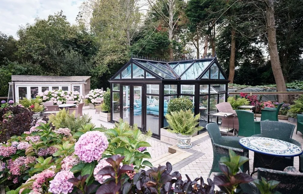 Sunningdale Manor