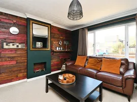 Weymouth Crescent, Scunthorpe thumb 3