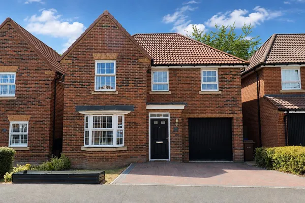 Broad Avenue, Hessle