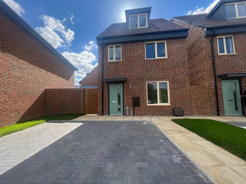 Purssell Road, Weston Turville, AYLESBURYphoto