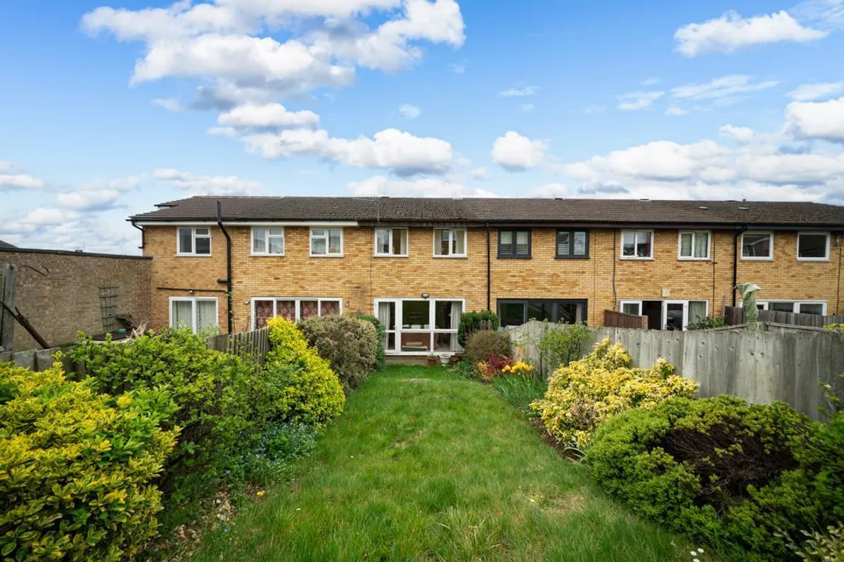 Charlesworth Close, Hemel Hempstead, Hertfordshire, HP3 9EW