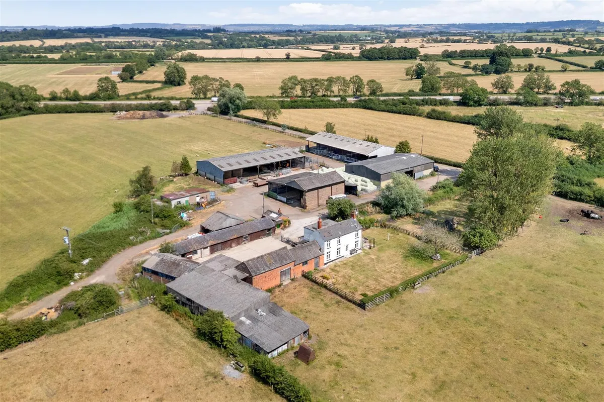 Lodge Farm, The Fosse Way, Upper Broughton, Melton Mowbray LE14 3QD