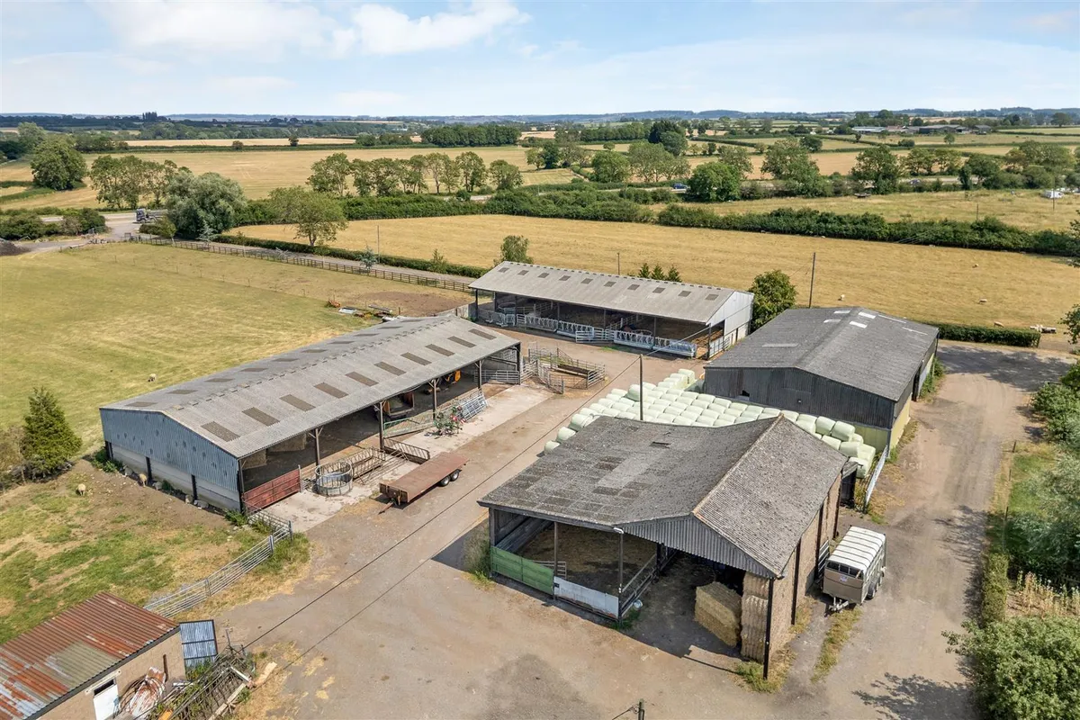 Lodge Farm, The Fosse Way, Upper Broughton, Melton Mowbray LE14 3QD
