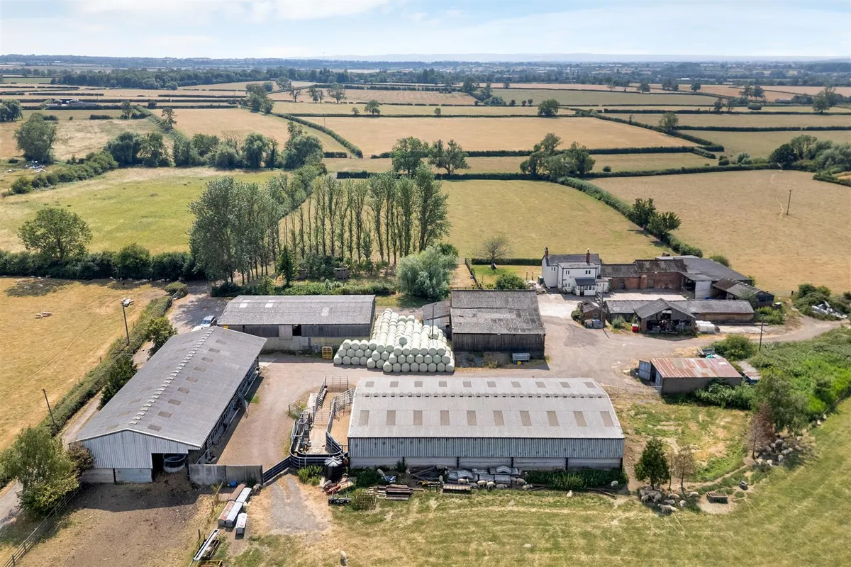 Lodge Farm, The Fosse Way, Upper Broughton, Melton Mowbray LE14 3QD