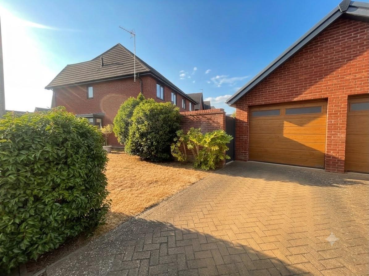 Rievaulx Way, Daventry Image 11