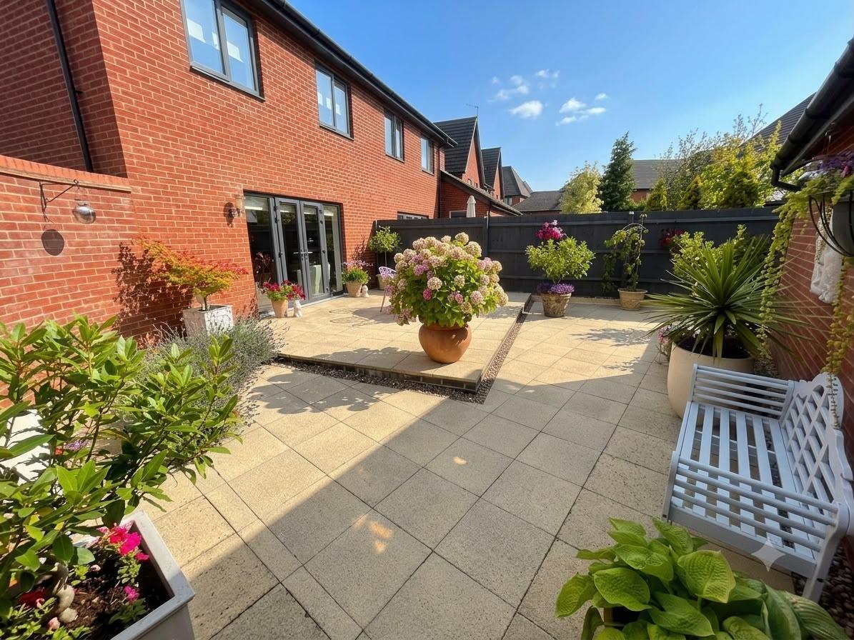 Rievaulx Way, Daventry Image 13