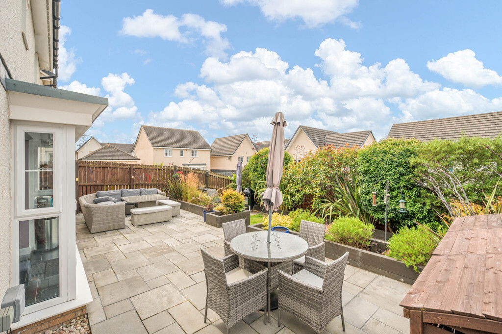 24 Lime Kilns View, Burdiehouse, Edinburgh, EH17 8TS Image 3