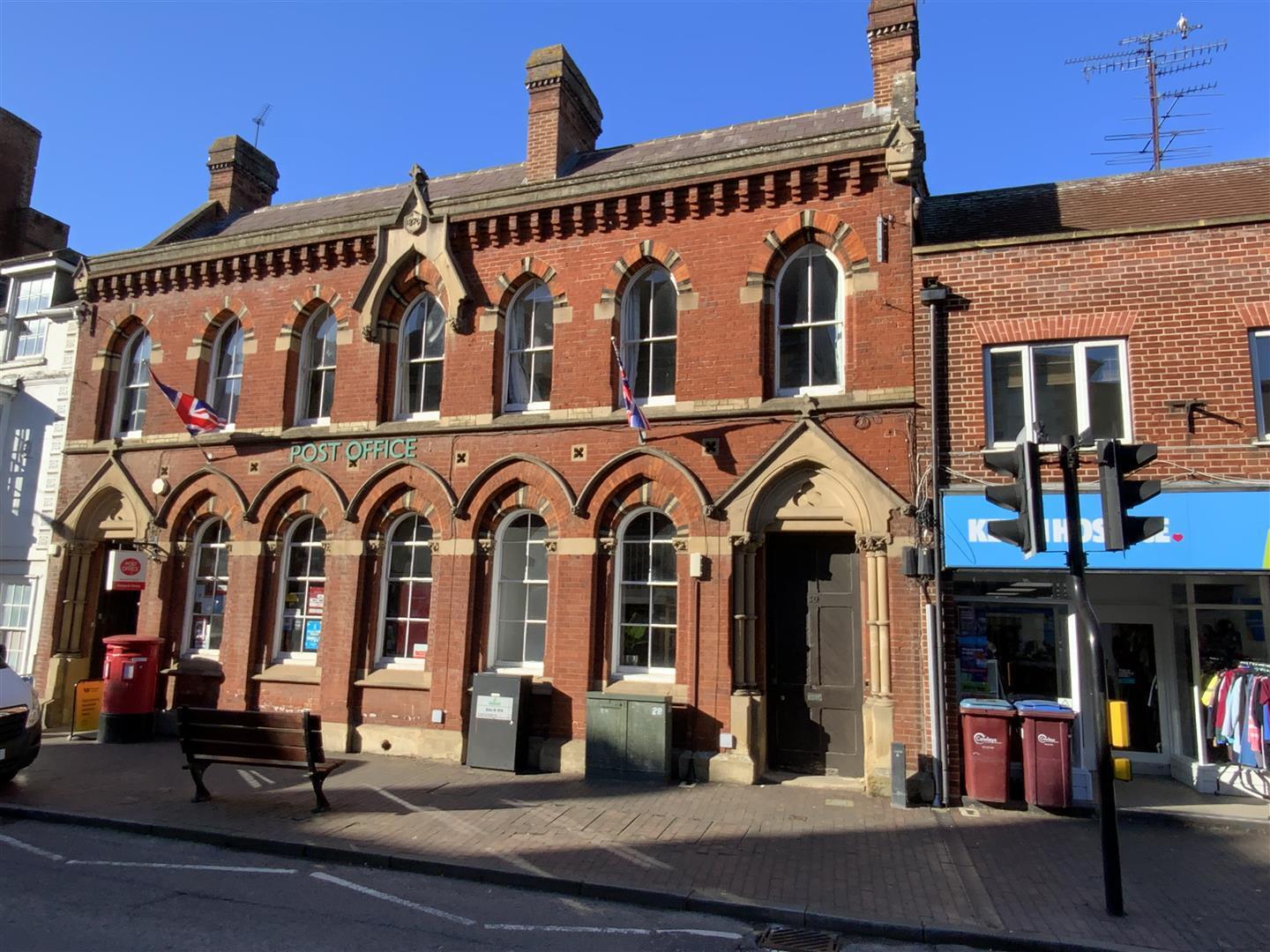 High Street, Newport Pagnell Image 1