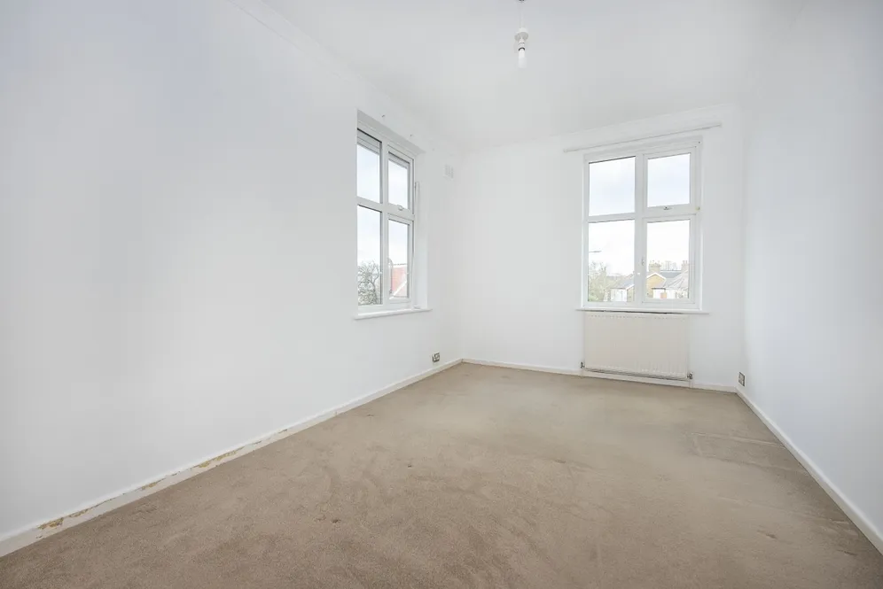 Whitton Road Twickenham TW1 photo 2