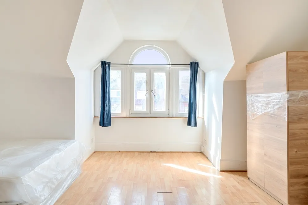 Broadhurst Gardens London NW6 photo 3
