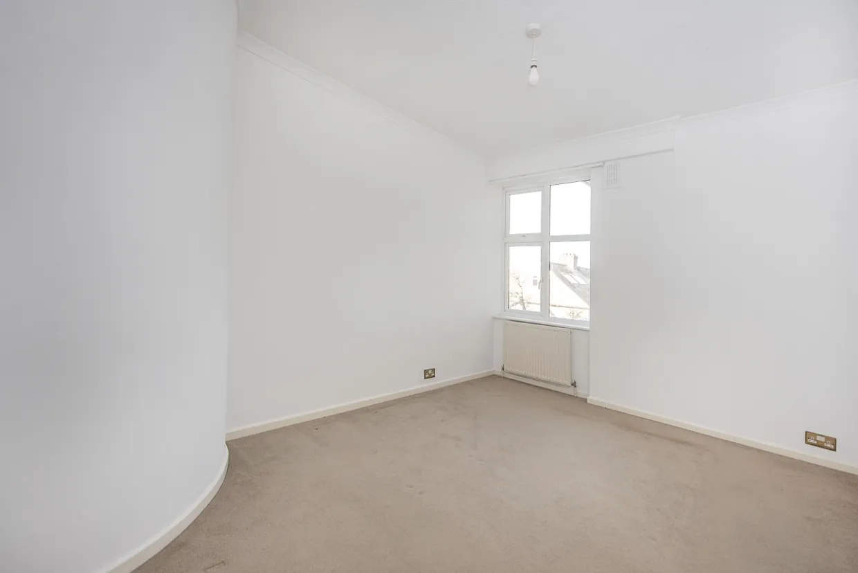 Whitton Road Twickenham TW1 photo 8