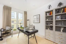 Pinewood Gardens Teddington TW11 photo 10
