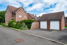 Jupiter Close, Berryfields, Aylesbury