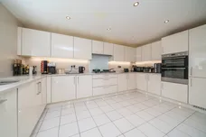 Jupiter Close, Berryfields, Aylesbury