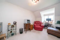 Jupiter Close, Berryfields, Aylesbury