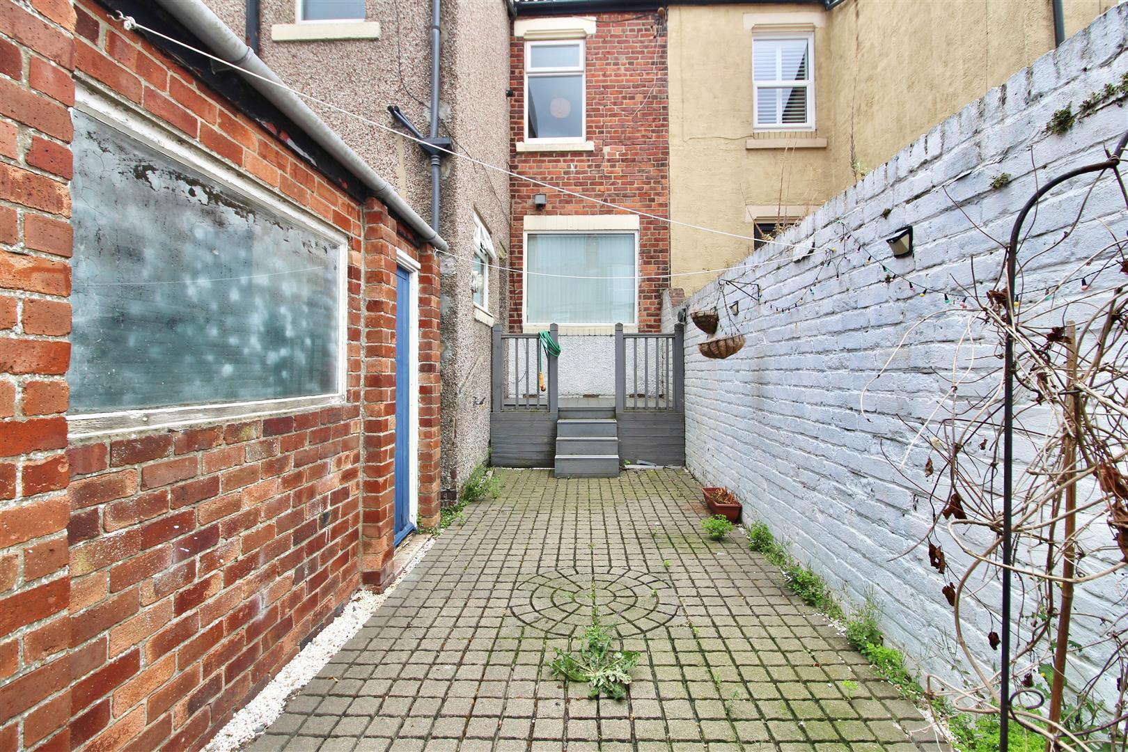 Ilfracombe Gardens, Whitley Bay Image 12