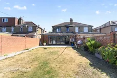 Harlington Road West, Feltham
