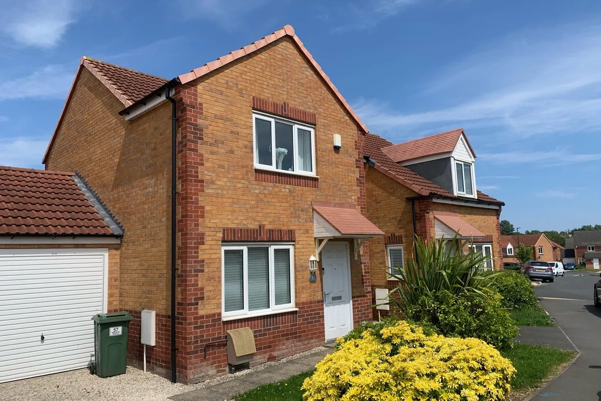 Masefield Avenue, Holmewood, CHESTERFIELD