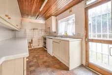 Sandy Lane, Richmond, TW10 photo 5