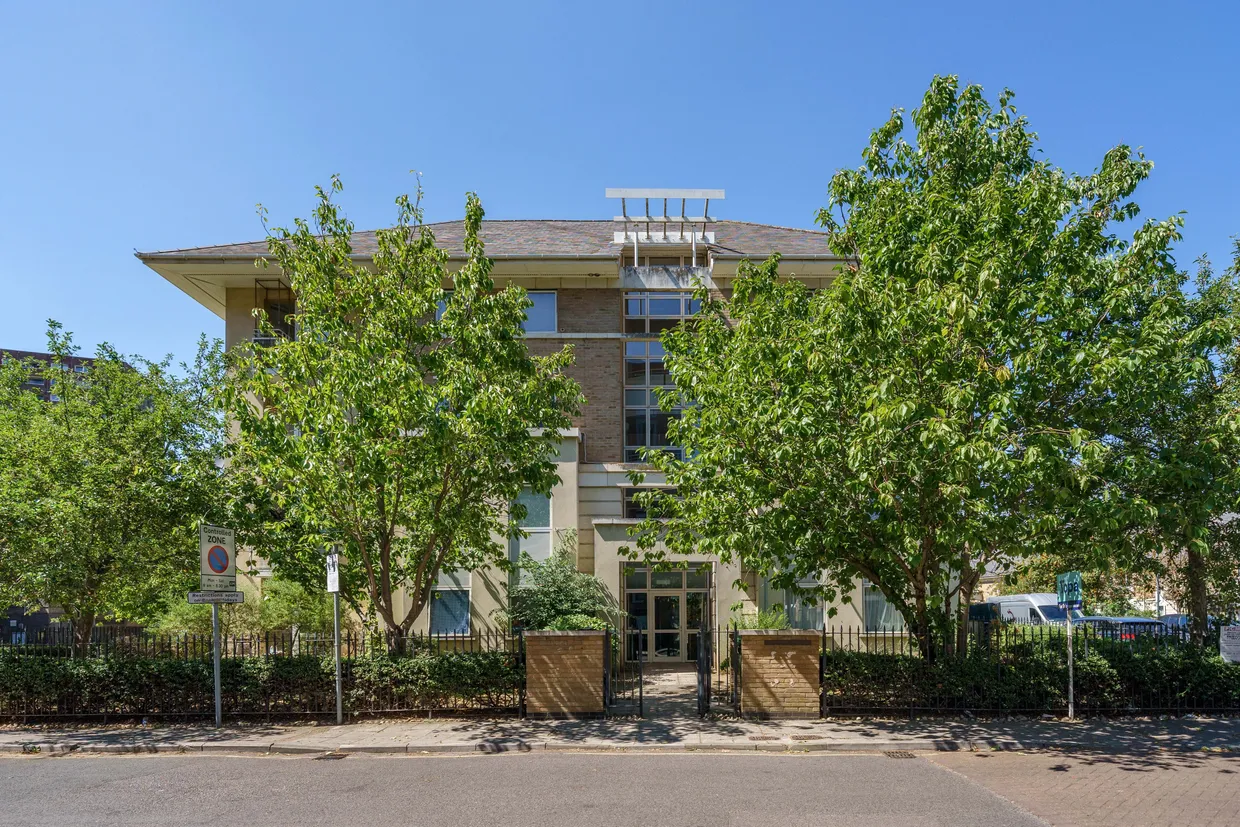 Stafford Road, London, NW6 photo 1