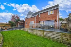 Melvinia Crescent, Barnsley