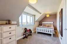 Melvinia Crescent, Barnsley